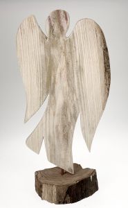 Engel-Skulptur aus Holz